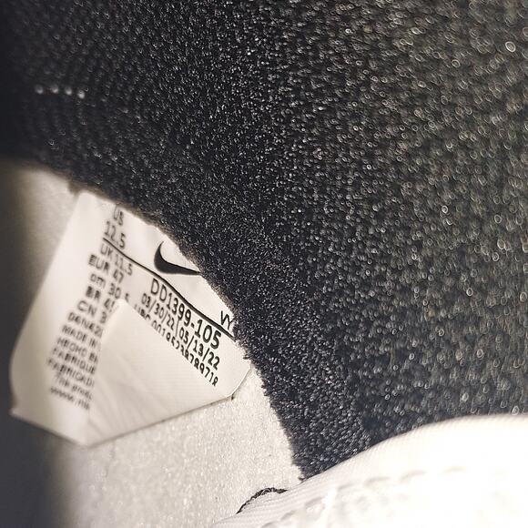 Nike Men's Dunk Hi Retro Sneakers 12.5M Lace Up Basketball Athletic Black White - Picture 13 of 16